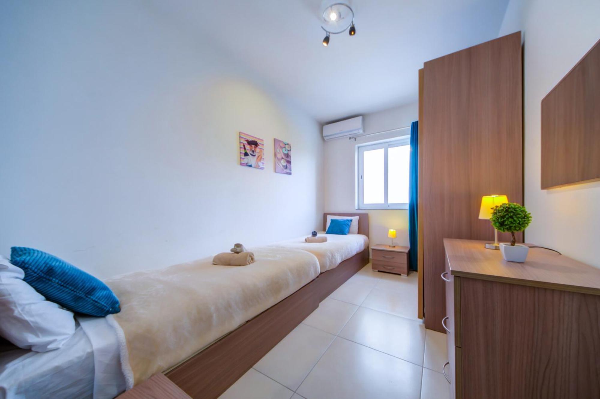 Stylish 2Br Apt With Balconies In St Julians, Paceville - Apt 6 By Vaganza San Ġiljan Exterior foto