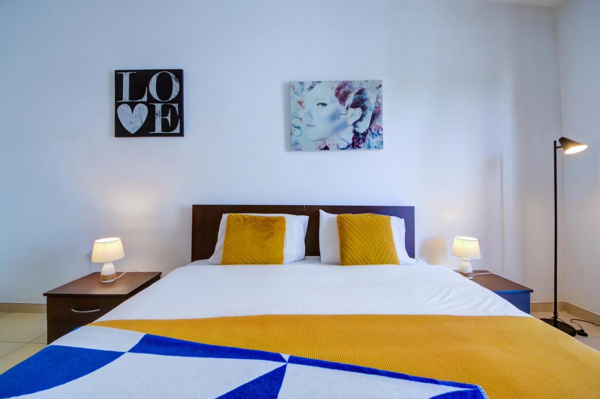 Stylish 2Br Apt With Balconies In St Julians, Paceville - Apt 6 By Vaganza San Ġiljan Exterior foto